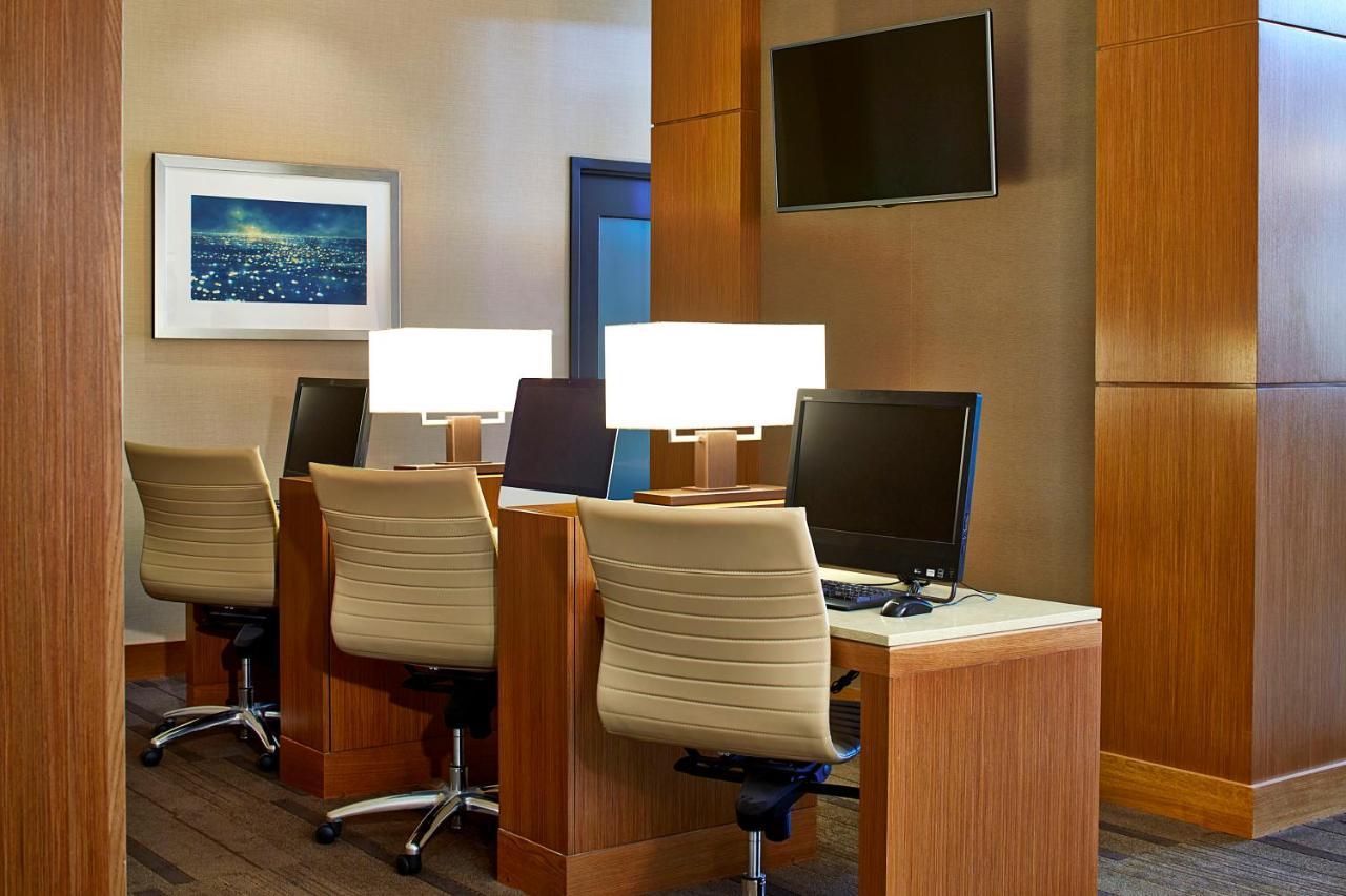 Hyatt Place Lansing-East Εξωτερικό φωτογραφία