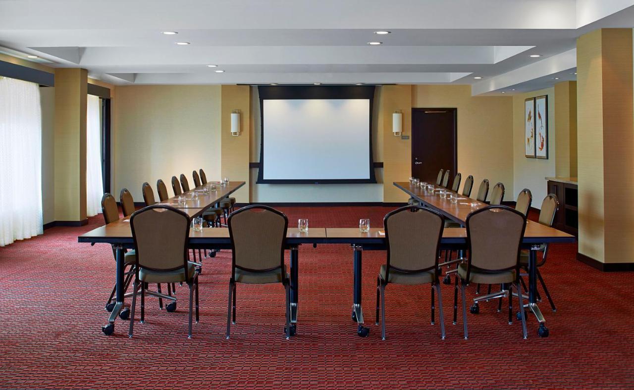 Hyatt Place Lansing-East Εξωτερικό φωτογραφία